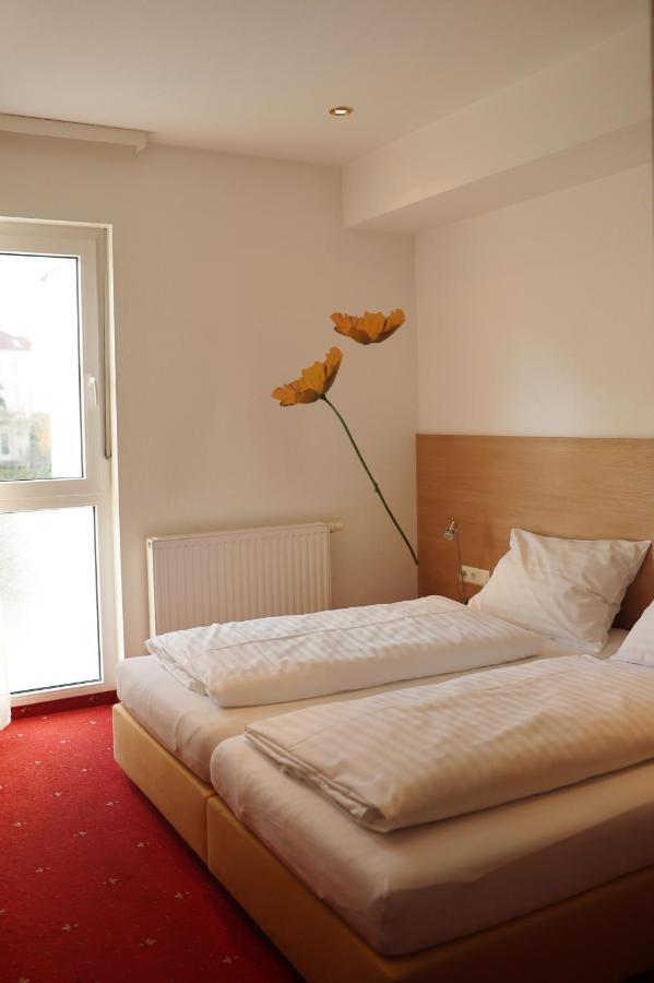 Hotel Blie, Bed & Breakfast, Self Check-In 혼 외부 사진