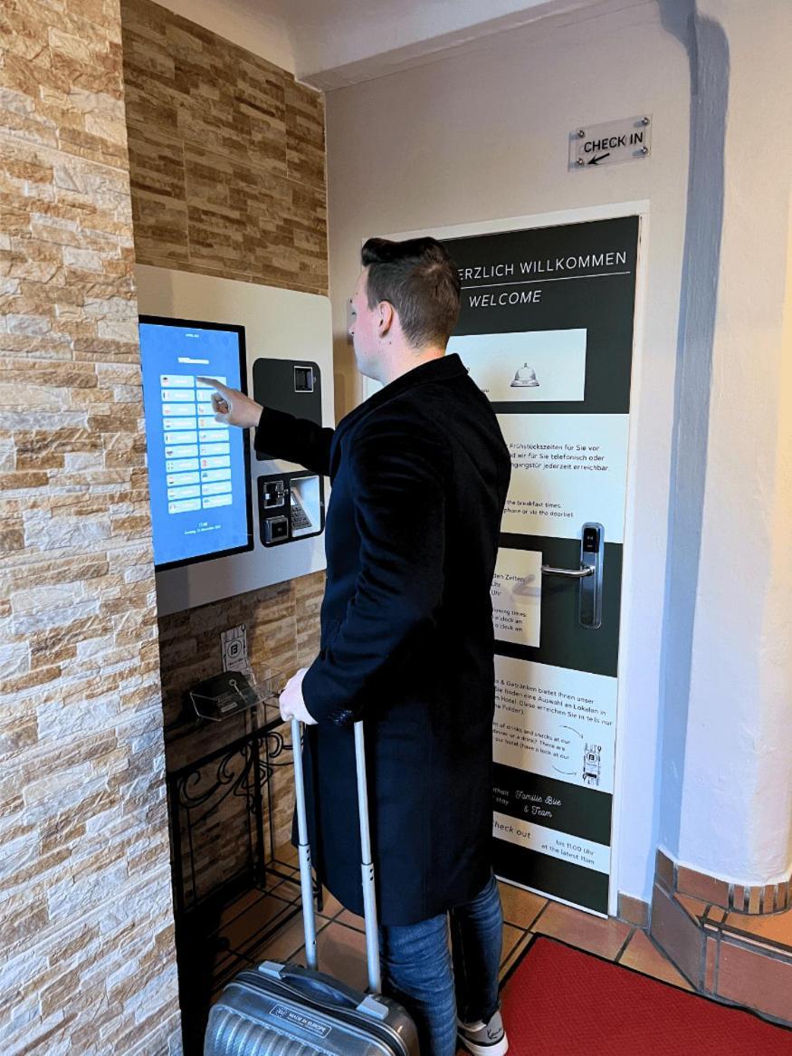 Hotel Blie, Bed & Breakfast, Self Check-In 혼 외부 사진